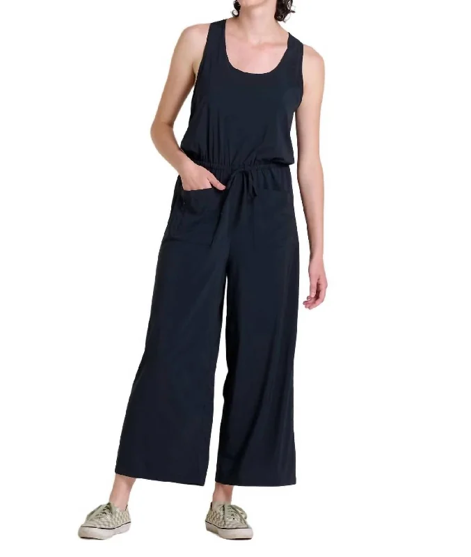 Livvy Sleeveless Jumpsuit In Black