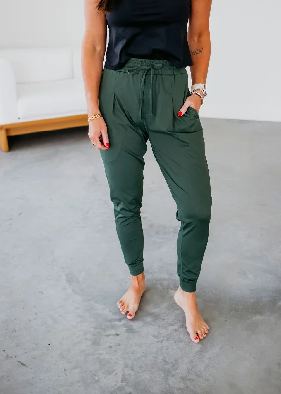 Koda Pleated Jogger