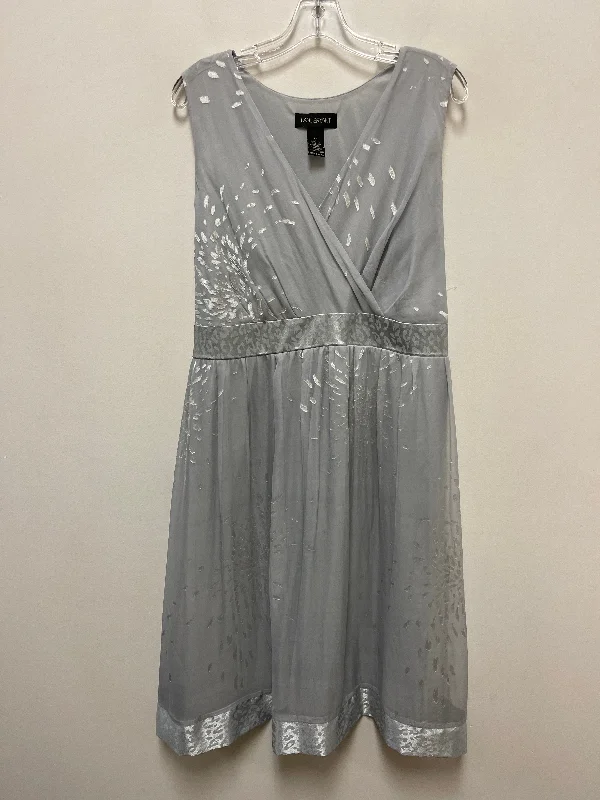 Dress Casual Short By Lane Bryant In Silver, Size: 4x