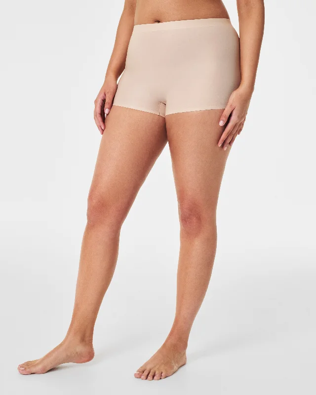 SPANXshape™ Sheer Control Boyshort